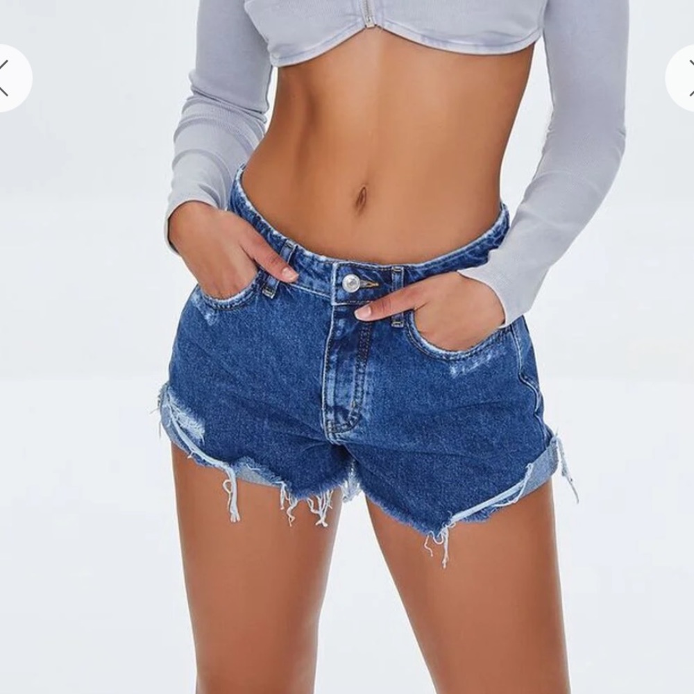 NWT Forever21 mid rise denim shorts